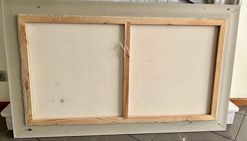 Картина масляна в рамці розміром 1380*820 в ідеальному стані!