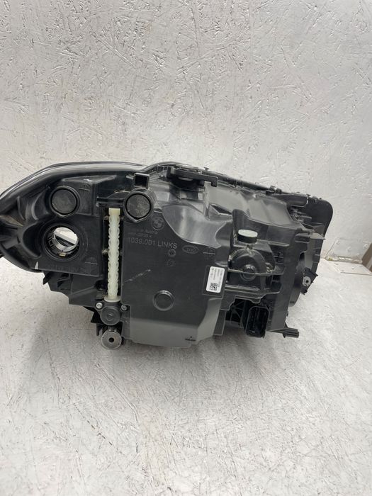 Lampa Przód BMW 5 G30 G31  FULL LED  Lewa 2017-2021