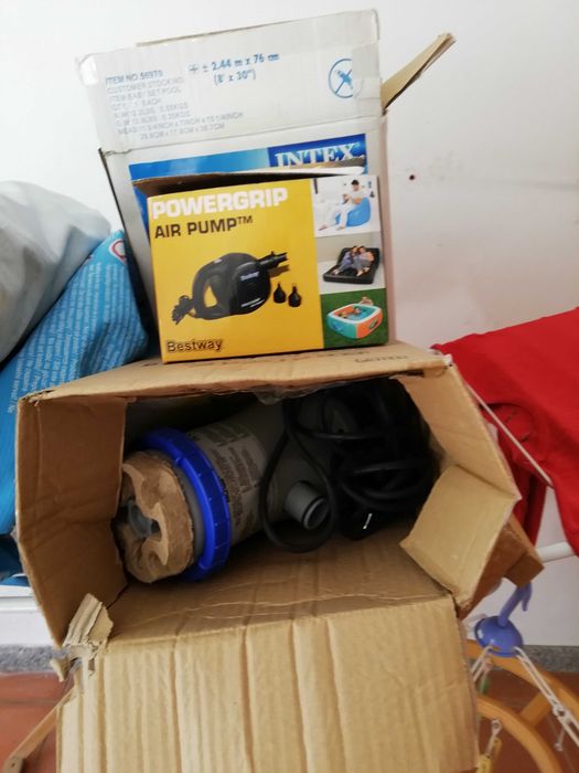 Vendo piscina com motor para encher e filtro