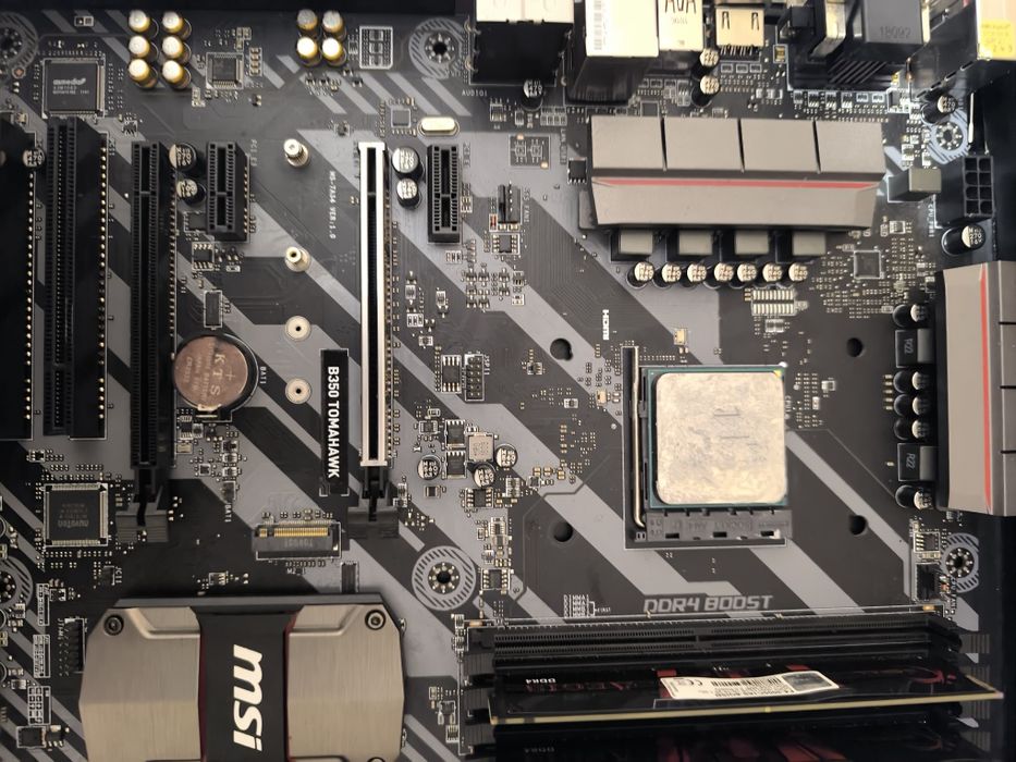 msi b350 tomahawk - купити комплектуючі для ПК - Ціна на OLX.ua