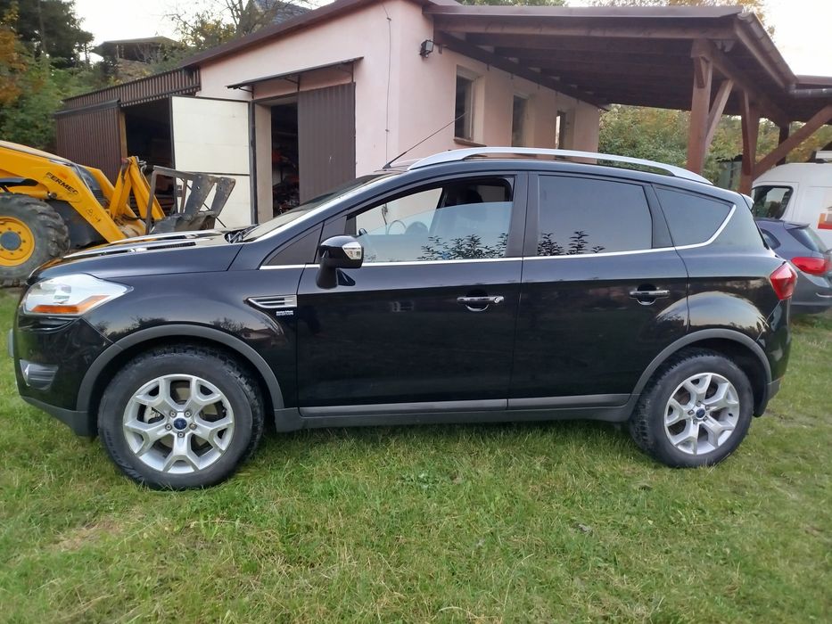 Sprzedam ładnego Forda Kuge Titanium super stan