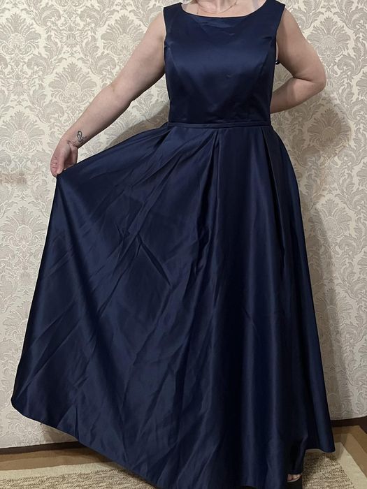 Терміново продаю плаття!