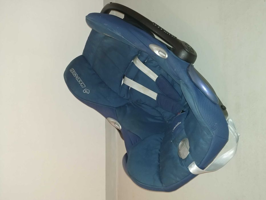 Fotelik samochodwy nosidełko Maxi Cosi 0-13 kg.