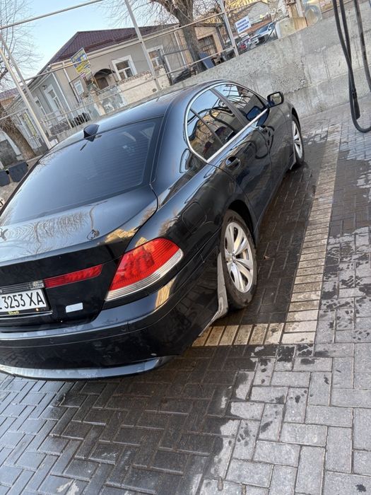 Срочно продам BMW 7 series 2004 года