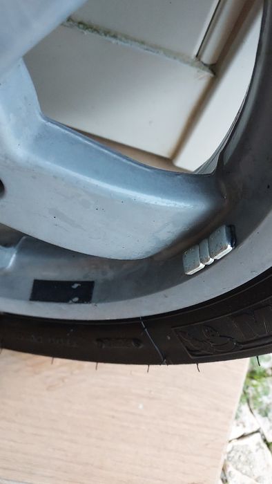 Jante e pneu original para Vespa