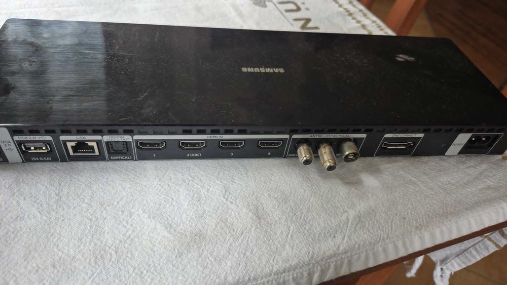 samsung ONE CONNECT  modół podłączeniowy