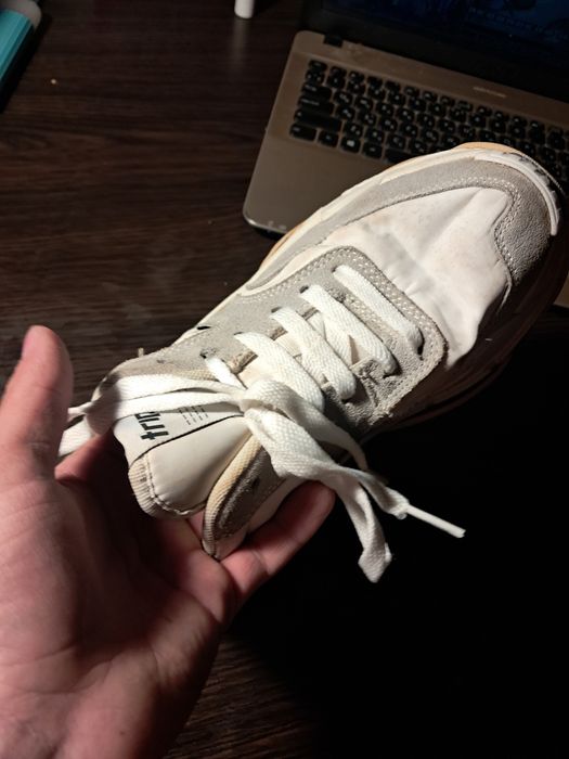 оригінальні BALENCIAGA майже в хорошому состоянии настаєша коша