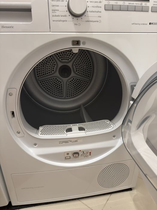 Secadora Siemens WT45W230EE – Como Nova! Apenas 2 Utilizações