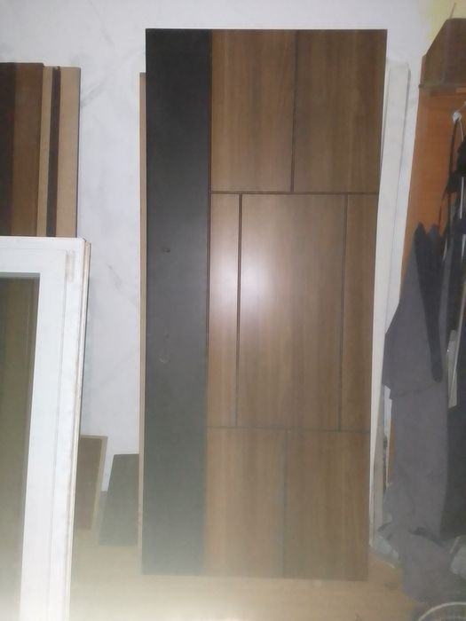 Продаются маски на двери ( накладки)