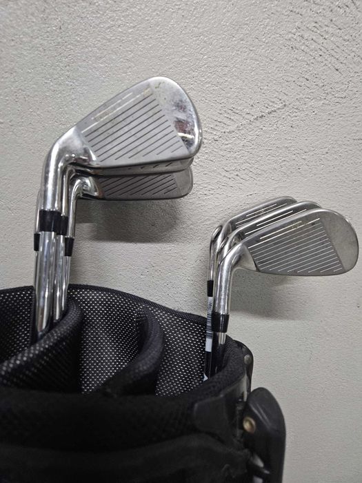 Tacos de Golfe Callaway Big Berta e Razr X  com pouco uso , Driver, Putter, Wedge