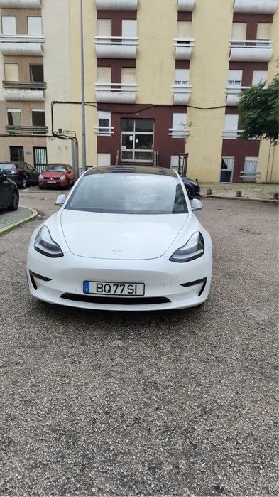 Tesla model 3 dual motor