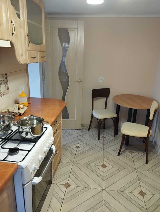 Оренда особняк в районі вул.Рильського