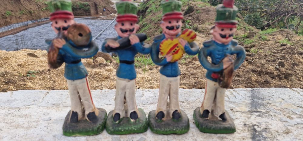 Musicos de viana com assobio pintados mão