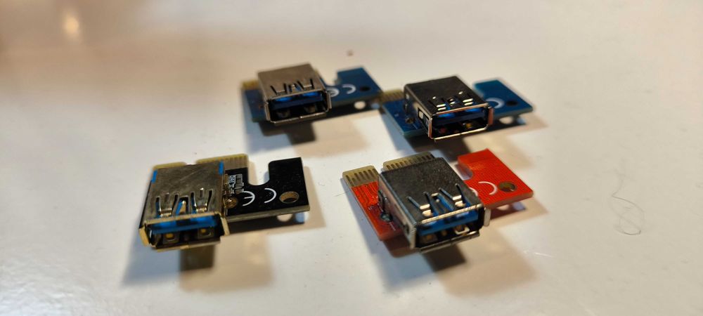 Risers adaptadores PCI-Express x1 para USB 3.0.