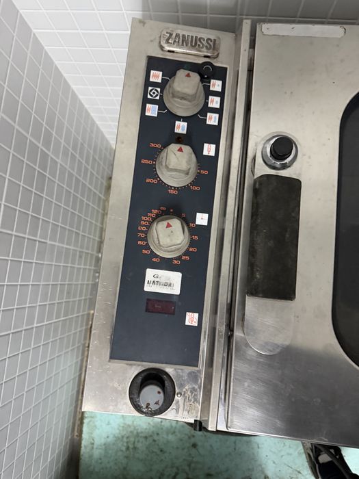 Forno industrial Zanussi
