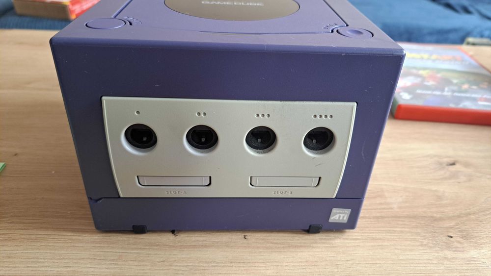 Konsola Nintendo GameCube + 2 pady + Mario Kart Double Dash + Zelda