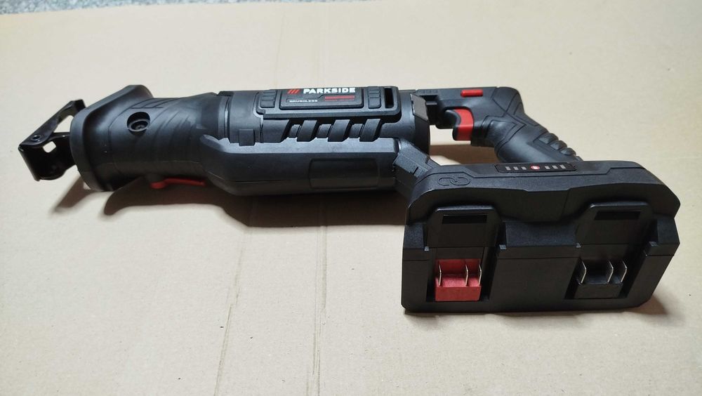 Serra Sabre sem fio PARKSIDE PERFORMANCE 40 V »PPSSA 40-Li A1« B-ware