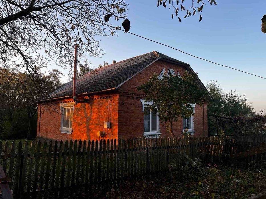 Продається будинок за містом!