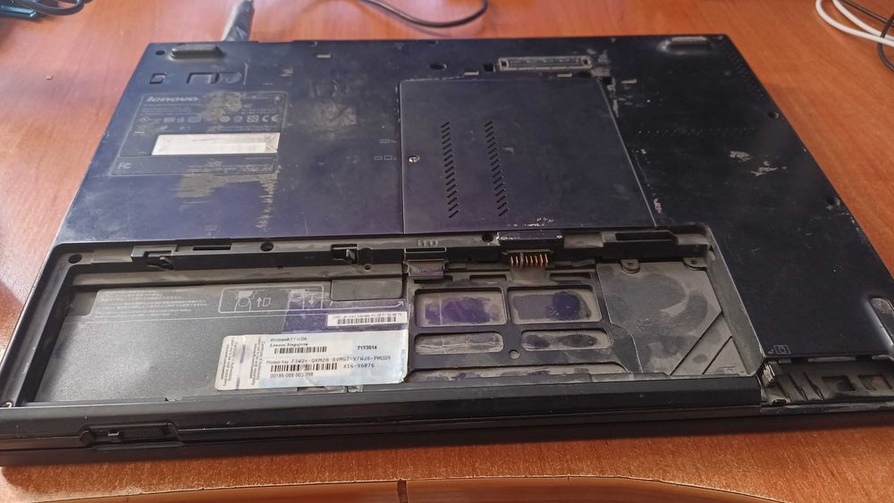 ThinkPad T410S 14" (core i5/4Gb/eSATA під сервер, безшумний, тонкий)