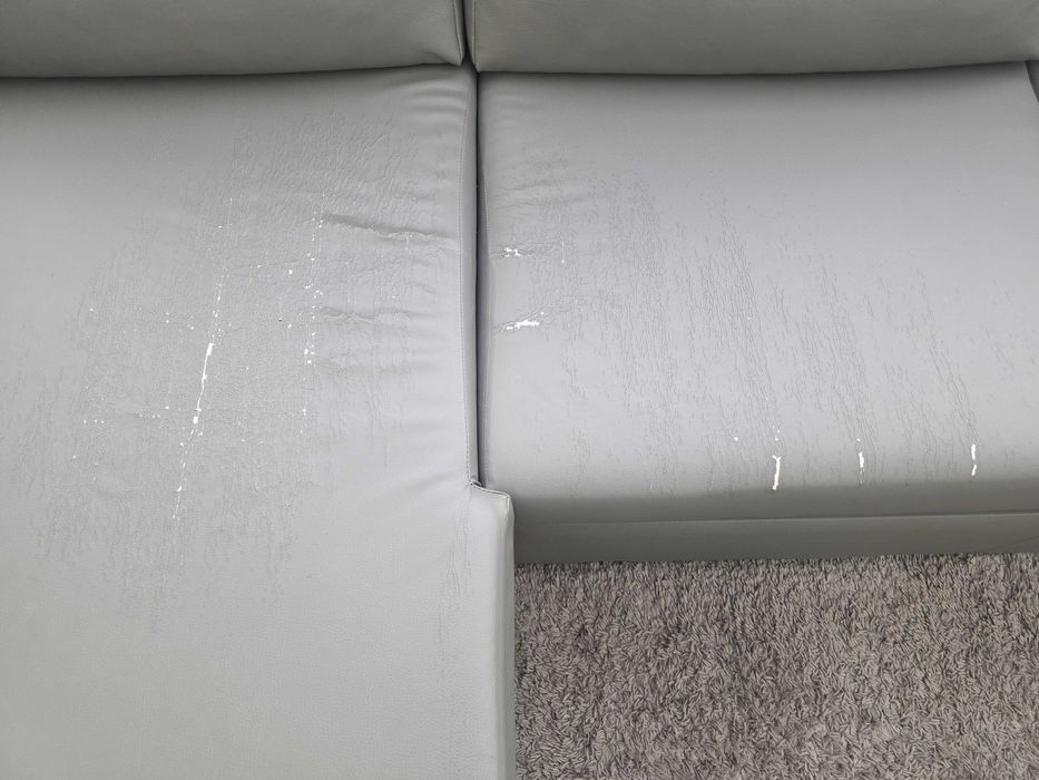 Sofá de canto em L com chaise longue e sofá-cama
