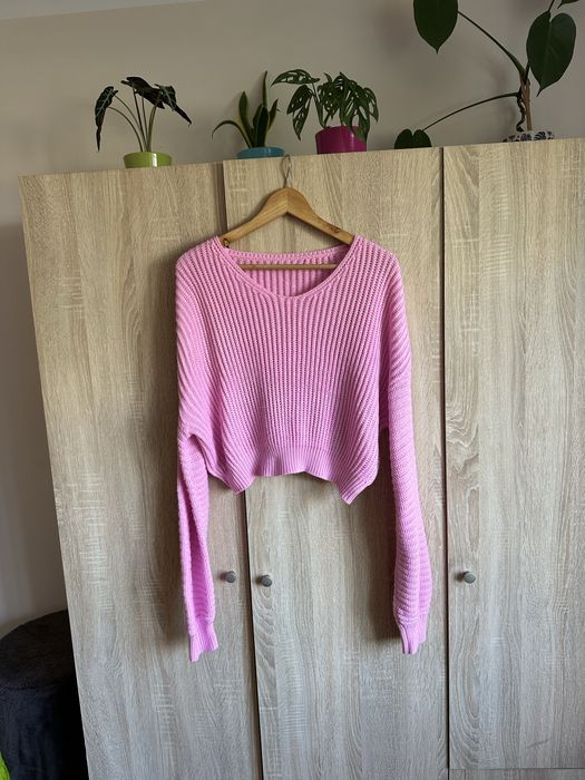 Sweter damski do pasa
