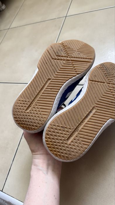 Кросівки adidas, розмір 32, дуже класні і зручні