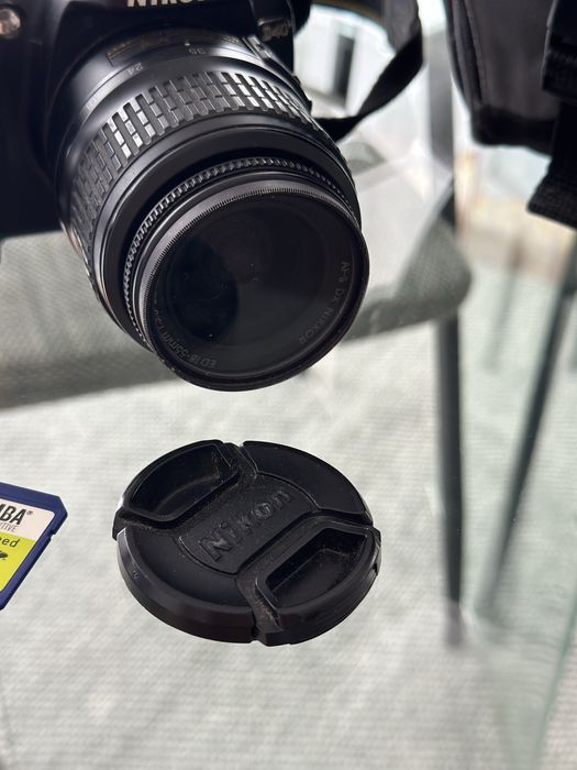 Maquina fotografica Nikon D40