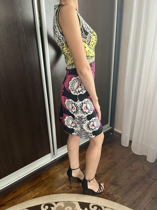 Сукня Valentino з абстрактним принтом