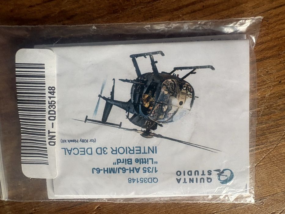 Kitty Hawk 1/35 HH-60 Pave Hawk AH-6 J Little Bird +interior komplet