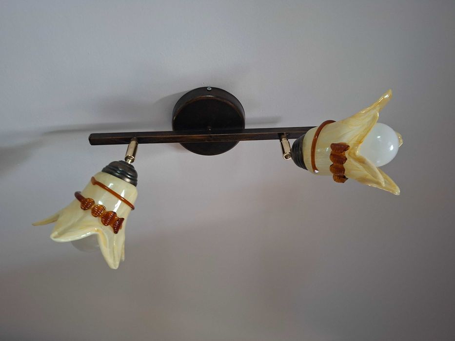 Lampy sufitowe oświetleniowe
