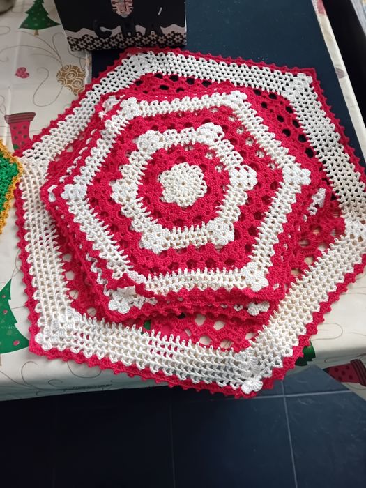 Naperons todos feitos artesanalmente