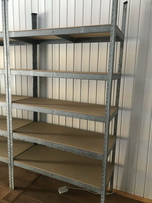 Стелажі (алюмінієві)