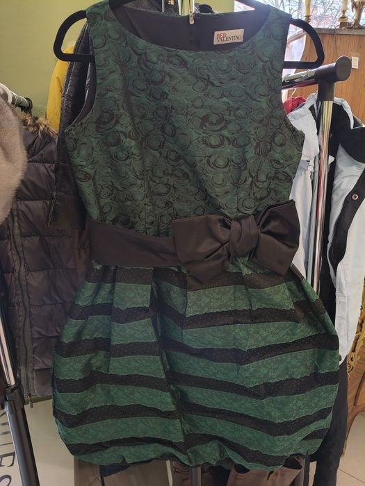 Продам вечірні сукні