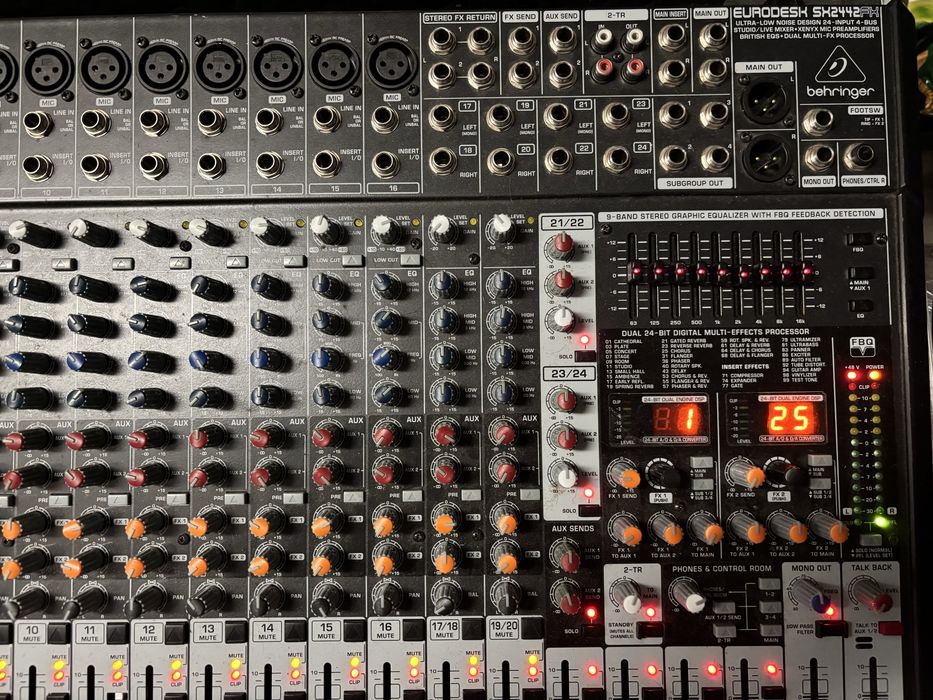 Behringer 2442FX488920447871232001