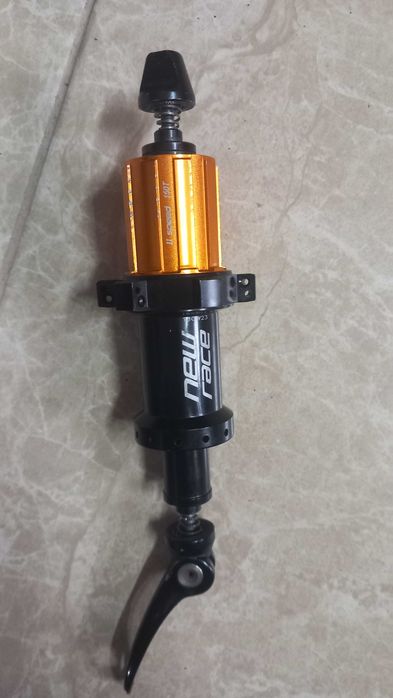 Cubo Traseiro New-Race 24 Furos