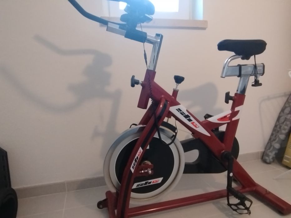 bicicleta indoor BH FITNESS SB1.4