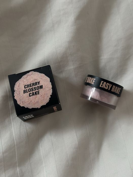 Puder Huda Beauyy