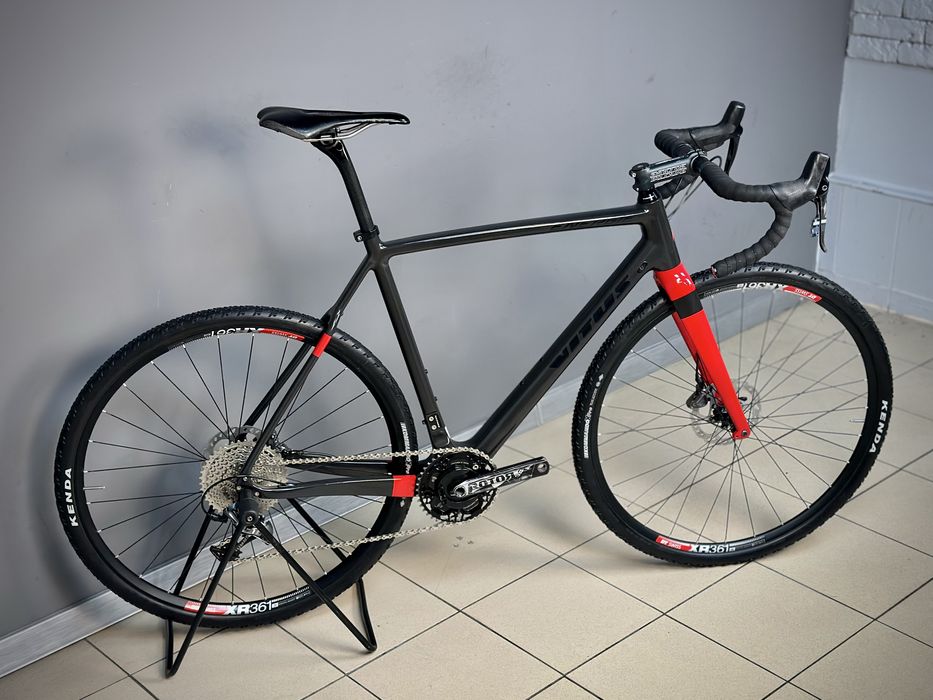8.5кг! Гравійний Vitus Energie Carbon M