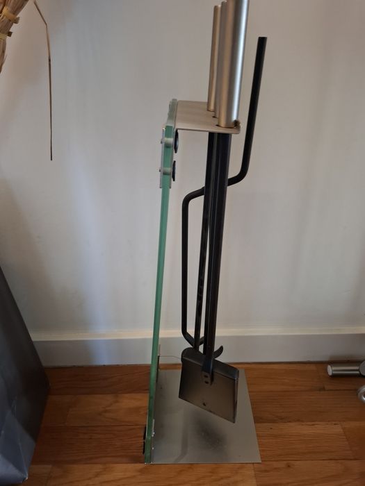 Ferros de lareira impecáveis