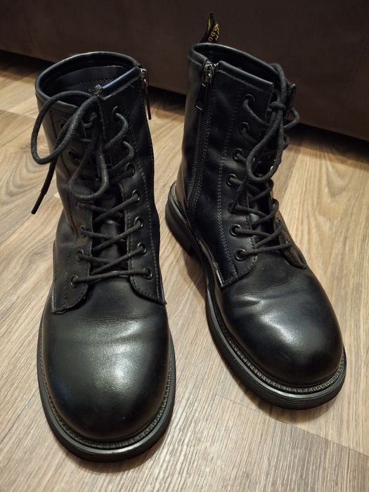 Ботинки женские осенние