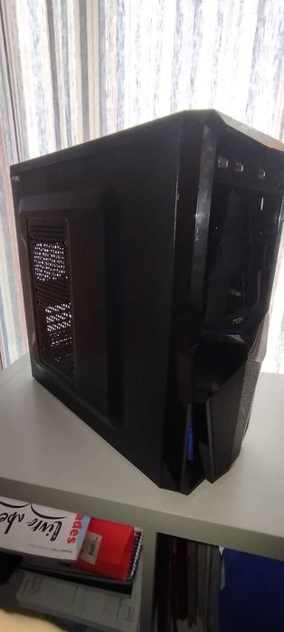 vendo caixa aox micro-atx + fonte de alimentação (Negociável)