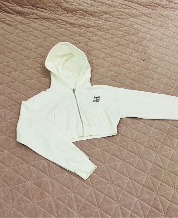 укорочена худі з капюшоном на блискавці від бренду Bershka XS