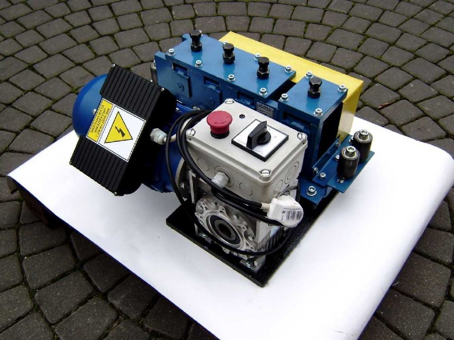 PROŚCIARKA do bednarki, taśmy - Prostowarka do bednarki DEKMET