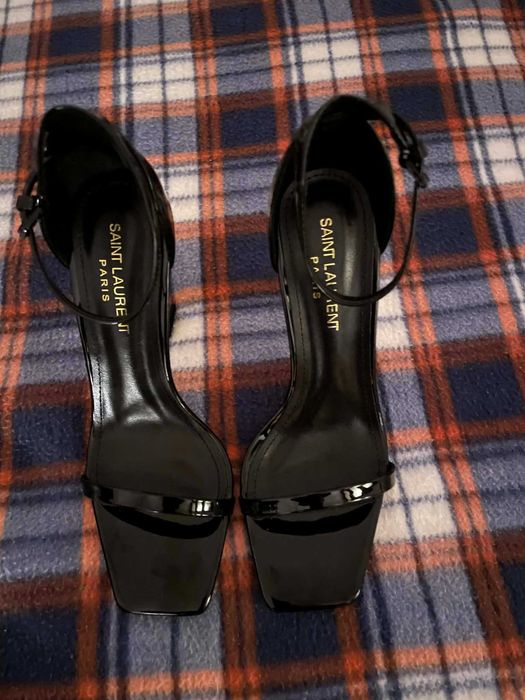Szpilki YSL Opyum embellished