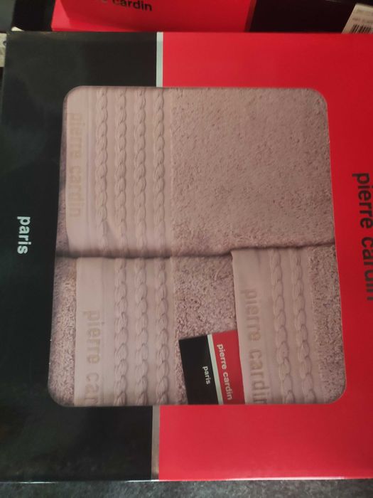 Jogos de toalhas de  Casa de banho Pierre Cardin