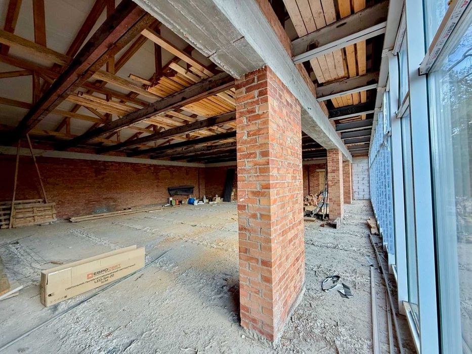 Продаж комерційного приміщення на вул. Мічуріна