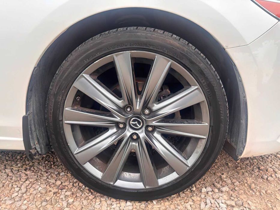Mazda 6 Signature      2018