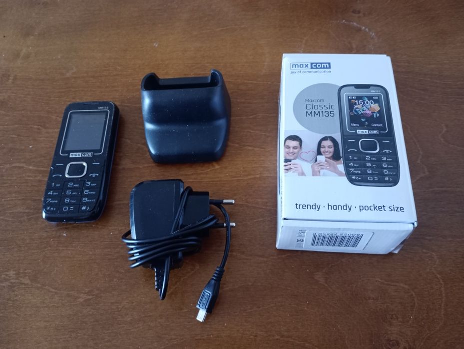 Sprzedam telefon maxcom classic mm 135