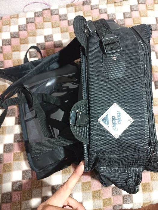 Сумка-рюкзак на бак мотоциклу