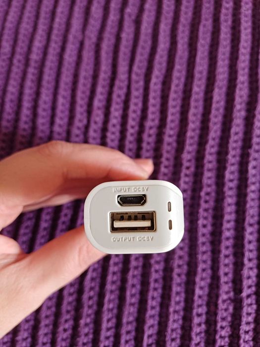 Powerbank Branca | 2 Entradas (USB + Micro USB)